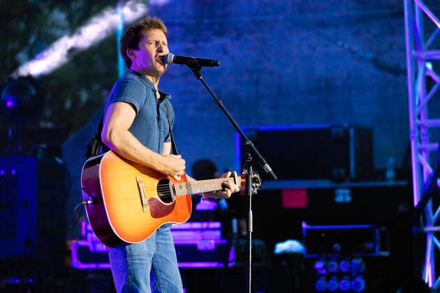 James Blunt James Blunt live concert at Anfiteatro del Vittoriale in Gardone Riviera Brescia Italy June, 27 2022 Gardone Riviera provincia di Brescia Italy  Copyright: xAndreaxRipamontix originalFilename: ripamonti-jamesblu220627_npJuI.jpg