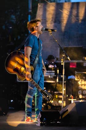 James Blunt James Blunt live concert at Anfiteatro del Vittoriale in Gardone Riviera Brescia Italy June, 27 2022 Gardone Riviera provincia di Brescia Italy  Copyright: xAndreaxRipamontix originalFilename: ripamonti-jamesblu220627_npT3W.jpg