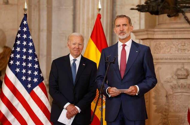 Bilder des Jahres 2022, News 06 Juni News Themen der Woche KW26 Entertainment Bilder des Tages Spain s King Felipe VI (R) welcomes US President, Joe Biden (L), during a reception held at Royal Palace, in Madrid, Spain, 28 June 2022. Heads of State and Government from NATO s member countries and key partners are gathering in Madrid to discuss important issues facing the Alliance and endorse NATO s new Strategic Concept, the Organization said. Spain s King Felipe VI reception with US President, Joe Biden, at Royal Palace in Madrid !ACHTUNG: NUR REDAKTIONELLE NUTZUNG!  Copyright: xChemaxMoyax GRAF9451 20220628-1e04f117db63a318224e508187ddb45fa6f5a78a