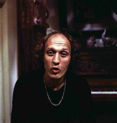HERMAN VAN VEEN Herman van Veen, Musiker, Violinist, Liedermacher, Schauspieler und Clown aus den Niederlanden, Portrait, Deutschland, circa 1979. Herman van Veen, Dutch musician, violinist, singer-songwriter, actor and clown, portrait, Germany, circa 1979., Deutschland Copyright: kpa UnitedArchives55042222 EDITORIAL USE ONLY