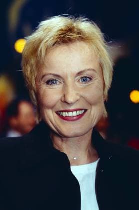 BASCHA MIKA Barbara Bascha Mika, deutsche Publizistin und Journalistin, von 1998 bis 2009 Chefredakteurin der taz, Portrait, Deutschland, 1999. Barbara Bascha Mika, German publicist and journalist, editor-in-chief of the taz from 1998 to 2009, Portrait, Germany, 1999., Deutschland Copyright: kpa UnitedArchives55042408 EDITORIAL USE ONLY
