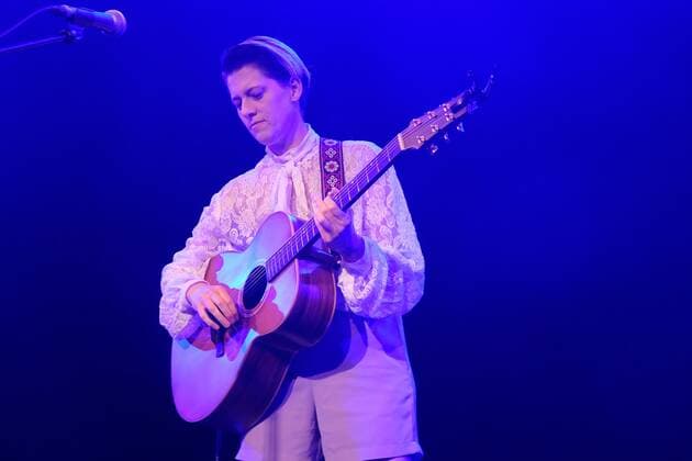 28.06.2022 xkhx Kassel Kulturzelt Konzert Kat Frankie australische Singer-Songwriterin und Gitarristin