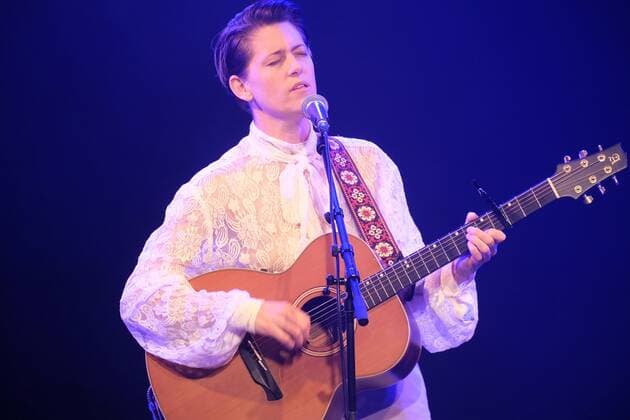 28.06.2022 xkhx Kassel Kulturzelt Konzert Kat Frankie australische Singer-Songwriterin und Gitarristin