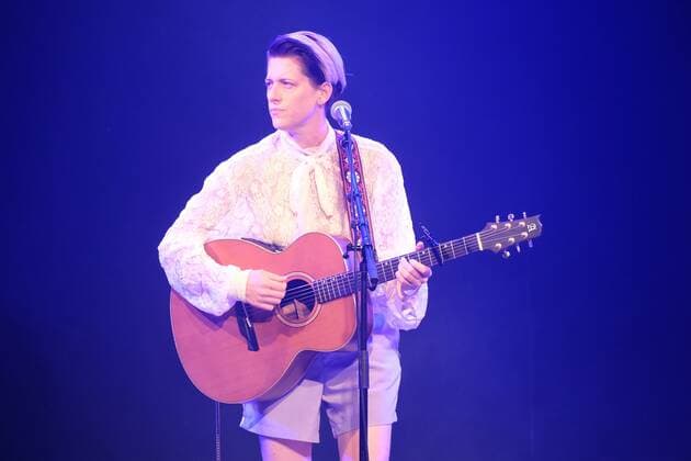 28.06.2022 xkhx Kassel Kulturzelt Konzert Kat Frankie australische Singer-Songwriterin und Gitarristin