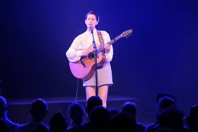 28.06.2022 xkhx Kassel Kulturzelt Konzert Kat Frankie australische Singer-Songwriterin und Gitarristin