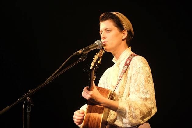 28.06.2022 xkhx Kassel Kulturzelt Konzert Kat Frankie australische Singer-Songwriterin und Gitarristin