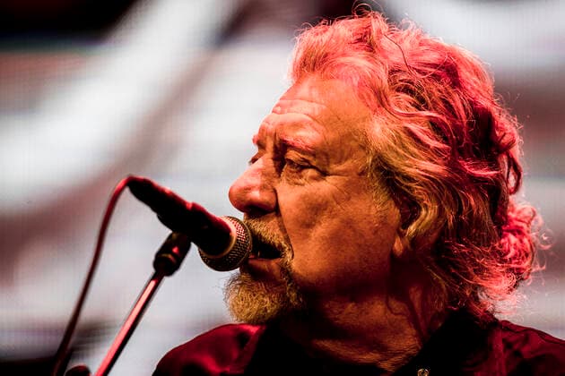 Robert Plant & Alison Krauss live at Roskilde Festival 2022, Roskilde, Denmark Roskilde, Denmark. 29th, June 2022. The English singer, songwriter and musician Robert Plant (pictured) performs a live concert with the American singer and songwriter Alison Krauss during the Danish music festival Roskilde Festival 2022 in Roskilde. Roskilde Denmark  Copyright: xGonzalesxPhoto LassexLagonix