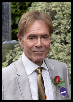 . 30 06 2022. London, United Kingdom. Sir Cliff Richard arriving on day four of the Wimbledon Tennis Championships in London.  xStephenxLockx xi-Imagesx IIM-23566-0014