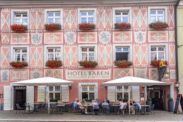 Gasthaus Zum Roten Bären Hotel und Gasthaus Zum Roten Bären, Freiburg im Breisgau, Schwarzwald, Baden-Württemberg, Deutschland Hotel and restaurant Zum Roten Bären in Freiburg im Breisgau, Black Forest, Baden-Württemberg, Germany, Europe *** Gasthaus Zum Roten Bären Hotel and restaurant Zum Roten Bären in Freiburg im Breisgau, Black Forest, Baden Württemberg, Germany Hotel and restaurant Zum Roten Bären in Freiburg im Breisgau, Black Forest, Baden Württemberg, Germany, Europe