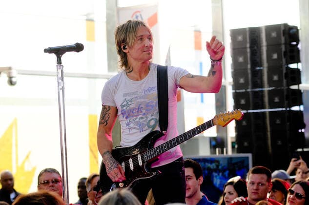 June 30, 2022, New York, United States: Keith Urban performs on the Today TV Show at Rockerfeller Center in New York City. New York United States - ZUMAs197 20220630_zaa_s197_066 Copyright: xEfrenxLandaosx