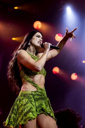 Dua Lipa live at Roskilde Festival 2022, Roskilde, Denmark Roskilde, Denmark. 30th, June 2022. The English singer and songwriter Dua Lipa performs a live concert during the Danish music festival Roskilde Festival 2022 in Roskilde. Roskilde Denmark  Copyright: xGonzalesxPhoto LassexLagonix
