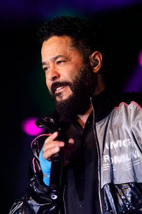 Sänger Adel Tawil bei seinem Konzert im Kölner Tanzbrunnen. Köln, 30.06.2022 NRW Deutschland Copyright: xChristophxHardtx