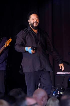 Sänger Adel Tawil bei seinem Konzert im Kölner Tanzbrunnen. Köln, 30.06.2022 NRW Deutschland Copyright: xChristophxHardtx