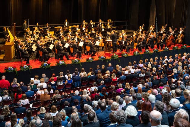 Czech Philharmonic plays at Concert for Europe, within Smetana s Litomysl music festival and Czech EU presidency, on July 1, 2022, in Litomysl, Czech Republic. (CTKxPhoto DavidxTanecek) CTKPhotoP2022070108227  _TAD7369