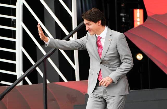 July 1, 2022, Ottawa, Ontario, CAN: Prime Minister Justin Trudeau waves to the crowd after delivering a speech during Canada Day celebrations at LeBreton Flats in Ottawa on Friday July 1, 2022. Ottawa CAN  - ZUMAc35_ 20220701_zaf_c35_068 Copyright: xSeanxKilpatrickx