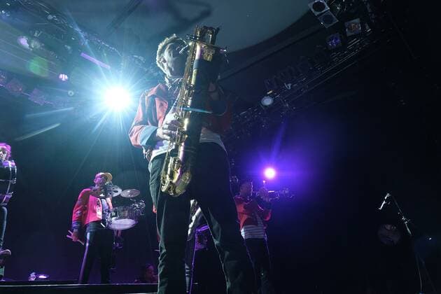 01.07..2022 xkhx Kassel Kulturzelt Konzert Techno Marching Band MEUTE elf Schlagzeuger und Hornisten aus Hamburg