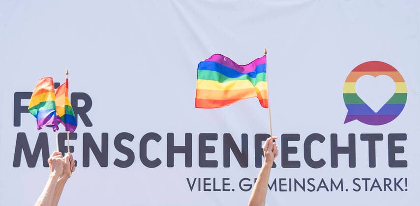 News Themen der Woche KW26 News Bilder des Tages PrideWeek CSD Christopher Street Days 2022 Parade in Köln -;PrideWeek CSD Christopher Street Days 2022 Parade in Köln -, Köln NRW Deutschland Innenstadt *** PrideWeek CSD Christopher Street Days 2022 Parade in Cologne PrideWeek CSD Christopher Street Days 2022 Parade in Cologne , Cologne NRW Germany City Center