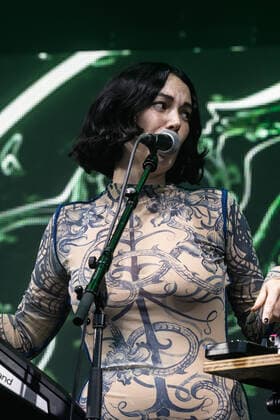 Kelly Lee Owens Roskilde, Denmark. 02nd, July 2022. The Welsh singer, musician and music producer Kelly Lee Owens performs a live concert during the Danish music festival Roskilde Festival 2022 in Roskilde. Roskilde Denmark  Copyright: xGonzalesxPhoto ErlingxBrodersenx