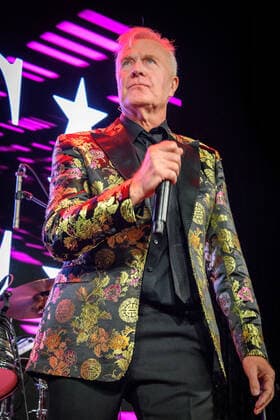 July 4, 2022, Toronto, Ontario, Canada: Martin Fry, lead singer of the English new wave band ABC, performing at a sold out show at El Mocambo in Toronto. Toronto Canada - ZUMAs197 20220704_zaa_s197_206 Copyright: xAngelxMarchinix