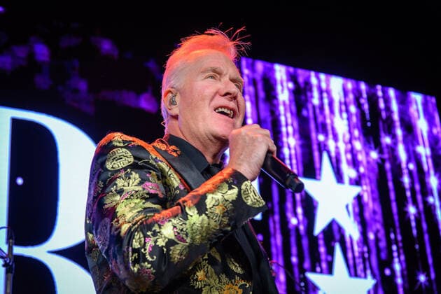 July 4, 2022, Toronto, Ontario, Canada: Martin Fry, lead singer of the English new wave band ABC, performing at a sold out show at El Mocambo in Toronto. Toronto Canada - ZUMAs197 20220704_zaa_s197_210 Copyright: xAngelxMarchinix