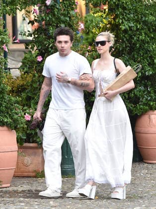 Bilder des Jahres 2022, Entertainment 07 Juli Entertainment Themen der Woche KW27 Entertainment Bilder des Tages Brooklyn Beckham and his wife Nicola Peltz on their honeymoon in Portofino  Copyright: xipa fototrex xipa-agency.netx xportofinox