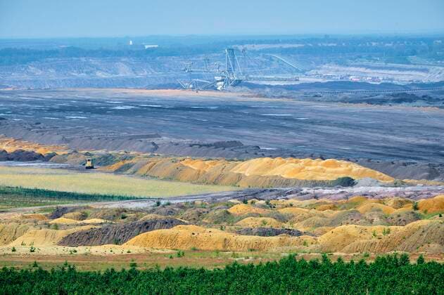  Braunkohlentagebau Nochten, Oberlausitz, Sachsen, Deutschland, Europa *** Opencast lignite mine Nochten, Upper Lusatia, Saxony, Germany, Europe Copyright: imageBROKER/MichaelxNitzschke ibxtlo08349185.jpg