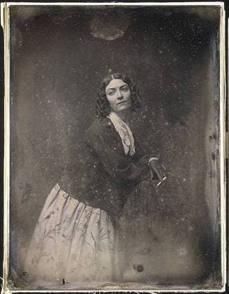 Lola Montez ca. 1850 Southworth and Hawes American The Boston partnership of Southworth and Hawes produced the finest portrait daguerreotypes in America for a clientele that included leading political, intellectual, and artistic figures. The first photographic process, invented by Louis Daguerre (1787-1851), spread rapidly around the world after its presentation to the public in Paris in 1839. Exposed in a camera obscura and developed in mercury vapors, each highly polished silvered copper plate is a unique photograph that, viewed in proper light, exhibits extraordinary detail and three-dimensionality.Lola Montez (1818-1861), born in Ireland as Marie Dolores Eliza Rosanna Gilbert, was a strikingly beautiful adventuress and Spanish dancer Copyright: xpiemagsx Metbot-235637 !ACHTUNG AUFNAHMEDATUM GESCHÄTZT!