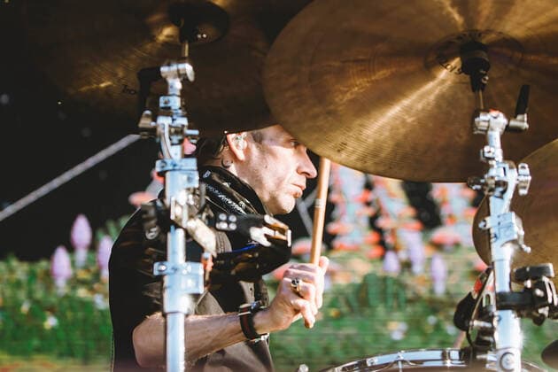 July 7, 2022, Madrid, Spain: Jeremiah Green of the band Modest Mouse performs on stage at MadCool Festival in Ifema, Madrid. Madrid Spain - ZUMAs197 20220707_zaa_s197_389 Copyright: xValeriaxMagrix
