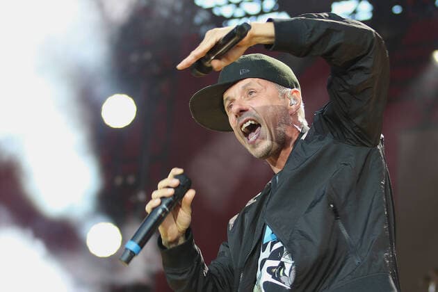 Bilder des Jahres 2022, Entertainment 07 Juli Entertainment Themen der Woche KW27 DIE FANTASTISCHEN VIER - 30 Jahre Live 2022 in Berlin Rapper Michael Michi Beck Berlin Parkbühne Wuhlheide *** DIE FANTASTISCHEN VIER 30 Jahre Live 2022 in Berlin Rapper Michael Michi Beck Berlin Parkbühne Wuhlheide Copyright: xmix1x-xMatthiasxBaranx