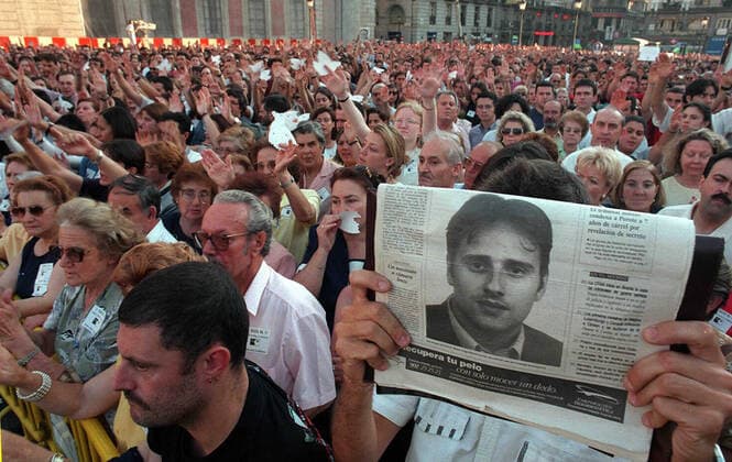 MIGUEL ÃNGEL BLANCO Manifestacion en la Puerta del Sol por la liberacion del concejal del PP de Ermua, Miguel Ãngel Blanco, secuestrado por ETA. Protest at Puerta del Sol to ask the freedom of PP politician of Ermua Miguel Ãngel Blanco, kidnapped by ETA. Madrid Espana 125105546 *** MIGUEL ÃNGEL BLANCO Manifestacion en la Puerta del Sol por la liberacion del concejal del PP de Ermua, Miguel Ãngel Blanco, secuestrado por ETA Protest at Puerta del Sol to ask the freedom of PP politician of Ermua Miguel Ãngel Blanco, kidnapped by ETA Madrid Espana 125105546  JAVIxMARTINEZ