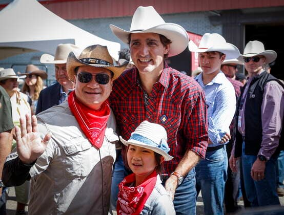 July 10, 2022, Calgary, AB, CANADA: Prime Minister Justin Trudeau poses for photos at the Calgary Stampede in Calgary, Alta., Sunday, July 10, 2022. Calgary CANADA  - ZUMAc35_ 20220710_zaf_c35_014 Copyright: xJeffxMcintoshx