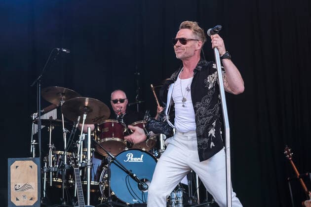 July 10, 2022, Great Tew, Oxfordshire, United Kingdom: Irish-born singer, songwriter, television presenter, and host of the Magic Radio breakfast show, Ronan Patrick John Keating, former member of boy band Boyzone performing live at Cornbury Festival. Great Tew United Kingdom - ZUMAs197 20220710_zaa_s197_301 Copyright: xDawnxFletcher-Parkx