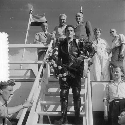 Anefo photo collection. TT Assen 1952. Homicture from Umberto Masetti (winner 500cc). June 27, 1952. Assen Copyright: xpiemagsx pienatarchpart1270921-55159 !ACHTUNG AUFNAHMEDATUM GESCHÄTZT!