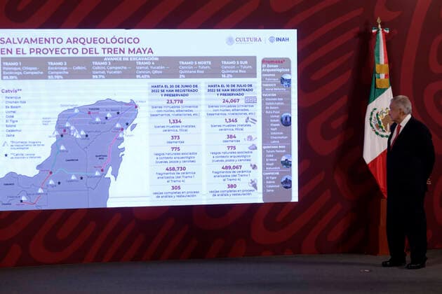 Mexiko, Andres Manuel Lopez Obrador Pressekonferenz in Mexiko-Stadt July 11, 2022, Mexico City, Mexico City, Mexico: July 11, 2022, Mexico City, Mexico: The president of Mexico, Andres Manuel Lopez Obrador gesticulates while talk during the news conference at the National Palace. on July 11, 2022 In Mexico City, Mexico. Mexico City Mexico - ZUMAe321 20220711_zia_e321_026 Copyright: xLuisxBarronx xEyepixxGroupx