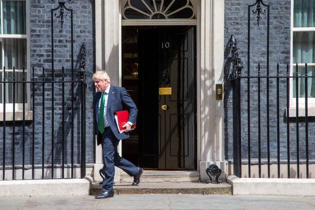News Themen der Woche KW28 News Bilder des Tages July 13, 2022, London, England, United Kingdom: UK Prime Minister BORIS JOHNSON leaves 10 Downing Street ahead of the penultimate Prime MinisterÃ¢â‚¬â ¢s Questions session in the House of Commons. Johnson is going to face MPS for the first time after his resignation last week. London United Kingdom - ZUMAs262 20220713_zip_s262_061 Copyright: xTayfunxSalcix