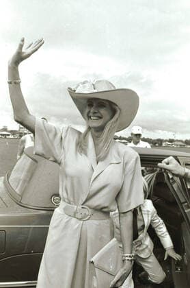 March 31, 1991, Palm Beach, FL, USA; Socialite IVANA TRUMP greets polo fans as she arrives at the Palm Beach Polo Club. Palm Beach USA  - ZUMAs23_ 19919331_kee_s23_346 Copyright: xPeterxStachiwx