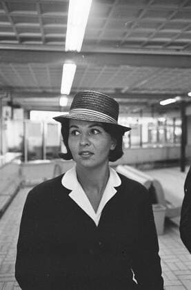 Anefo photo collection. Concertgebouw orchestra at Schiphol from Vienna. 8 June 1962. Noord-Holland, Schiphol Copyright: xpiemagsx pienatarchpart216092021-65523 !ACHTUNG AUFNAHMEDATUM GESCHÄTZT!
