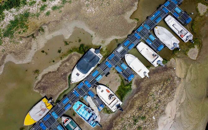 Bilder des Jahres 2022, News 07 Juli News Themen der Woche KW28 News Bilder des Tages July 17, 2022, REGGIO EMILIA, Italia: The dramatic situation of drought with the river Po dry between the provinces of Parma and Reggio Emilia, northern Italy, 17 July 2022..ANSA ANDREA FASANI REGGIO EMILIA Italia - ZUMAa110 20220717_zaf_a110_004 Copyright: xAndreaxFasanix