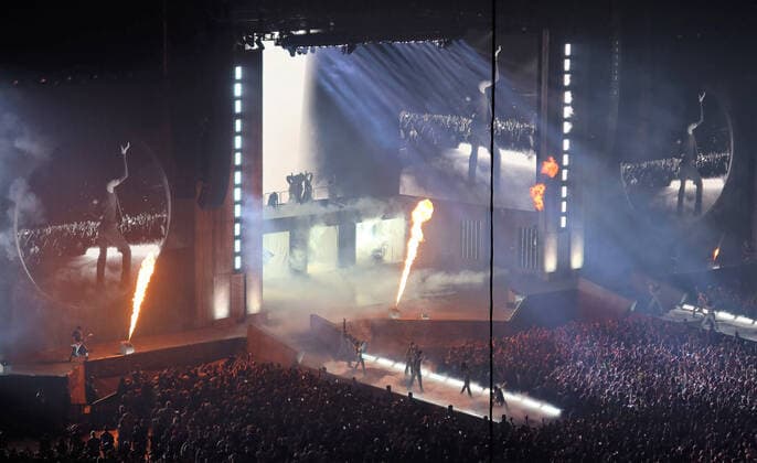 Entertainment Themen der Woche KW28 Entertainment Bilder des Tages Duesseldorf Lady Gaga in Duesseldorf, Start Welt-Tournee, Lady Gaga, Start Welttournee, 17.07.2022, *** Duesseldorf Lady Gaga in Duesseldorf, start world tour, Lady Gaga, start world tour, 17 07 2022, Copyright: xJoergxNiebergall Eibner-Pressefox EER