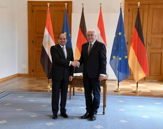News Themen der Woche KW29 News Bilder des Tages July 18, 2022, Berlin, Berlin, Germany: President Frank-Walter Steinmeier welcomes Abdel Fattah al-Sisi, President of Egypt, outside Bellevue Palace in Berlin, German on July 18 2022 Berlin Germany - ZUMAap3_ 20220718_zaf_ap3_080 Copyright: xEgyptianxPresidentxOfficex