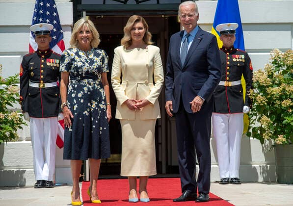 United States President Joe Biden, right, and first lady Dr. Jill Biden, left, welcome Olena Zelenska, the first lady of Ukraine on the South Lawn of the White House in Washington, DC on Tuesday, July 19, 2022. Copyright: xCNPx xMediaPunchx