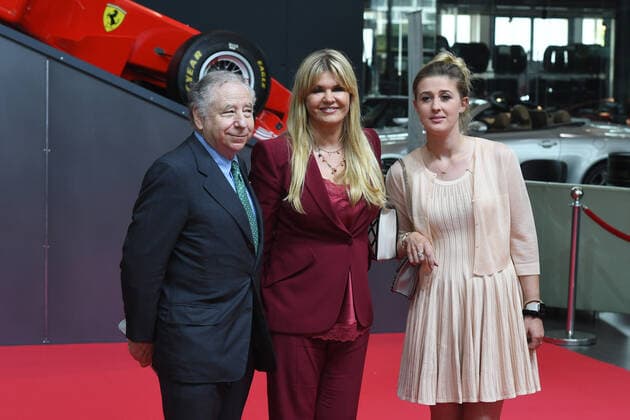 Verleihung des Staatspreises an Michael Schumacher am 20.07.2022 in der Motorworld in Köln V.l.n.r.: Corinna Schumacher - Gina Schumacher - Jean Todt - Corinna Schumacher - Gina Schumacher