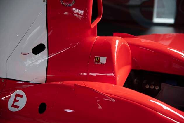 Ein Ferrari mit dem Michael Schumacher Weltmeister geworden ist, in der Ausstellung der Motorworld, Feature, Randmotiv, Verleihung des Staatspreises des Landes Nordrhein-Westfalen in Koeln am 20.07.2022