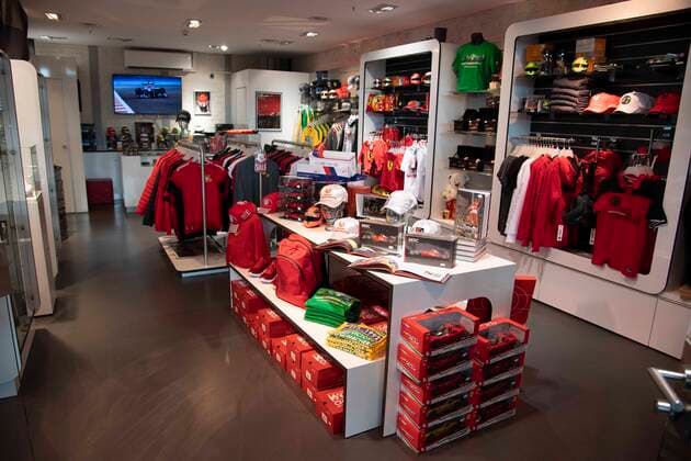 Blick in den offiziellen Fanshop von Michael Schumacher in der Motorworld, Feature, Randmotiv, Fanartikel, Verleihung des Staatspreises des Landes Nordrhein-Westfalen in Koeln am 20.07.2022