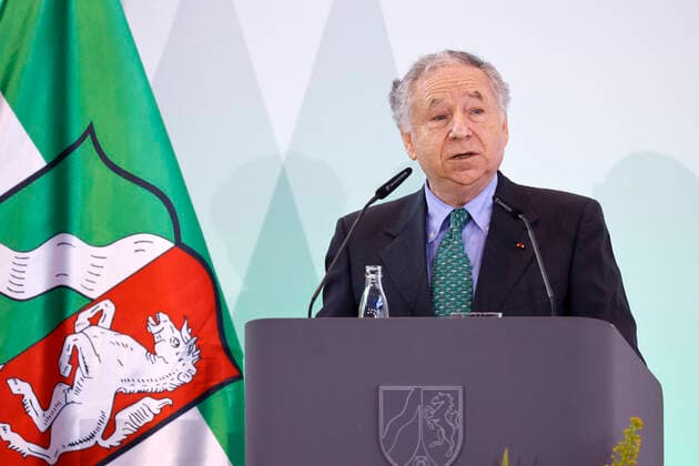 Jean Todt, ehemaliger Rennfahrer, bei der Verleihung des Staatspreises des Landes Nordrhein-Westfalen an Michael Schumacher in der Motorworld Köln. Köln, 20.07.2022 NRW Deutschland Copyright: xChristophxHardtx