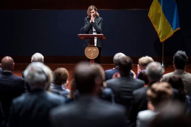 Bilder des Jahres 2022, News 07 Juli News Themen der Woche KW29 News Bilder des Tages July 20, 2022, Washington, District of Columbia, USA: Washington, DC - July 20 : Olena Zelenska, spouse of Ukrainian s President Volodymyr Zelenskyy, delivers remarks about Ukraine™s defense against Russia s invasion to members of Congress on Capitol Hill on Wednesday, July 20, 2022 in Washington, DC Washington USA - ZUMAs152 20220720_zaa_s152_027 Copyright: xJabinxBotsfordx-xPoolxviaxCNPx