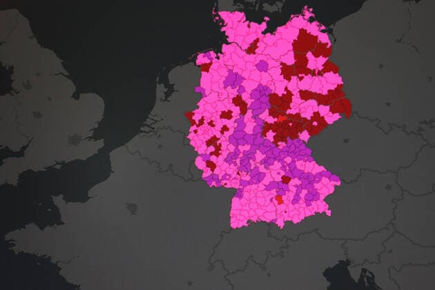 Dashboard des RKI, die 7-Tage-Inzidenz liegt nun bei 740,3 7-Tage-Inzidenz, Dashboard des RKI auf einem Monitor am 21.07.2022 in Siegen Deutschland.