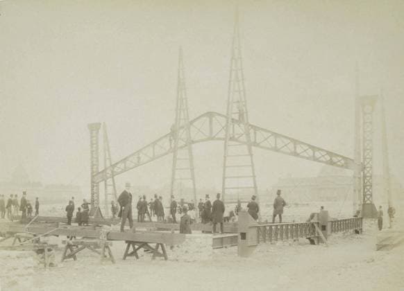 Paris - Universal Exhibition of 1889 Universal Exhibition of 1889: Construction of the Eiffel Tower at Champ-de-March, May 4, 1887. Copyright: xpiemagsx parismuspie10022021-83088 !ACHTUNG AUFNAHMEDATUM GESCHÄTZT!