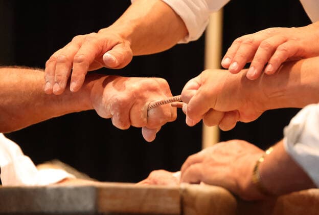 News Themen der Woche KW29 Fingerhackeln Meisterschaft 2022 24.07.2022, Germany, Bayern, Peissenberg, 61. Deutsche Meisterschaften im Fingerhackeln, Tiefenstollenstollenhalle, 7 Gewichts und Alterskategorien, UID DEF1103R.HRB123335B Peissenberg Bayern Germany *** Fingerhackeln championship 2022 24 07 2022, Germany, Bavaria, Peissenberg, 61 German championships in fingerhackeln, Tiefenstollenstollenhalle, 7 weight and age categories,