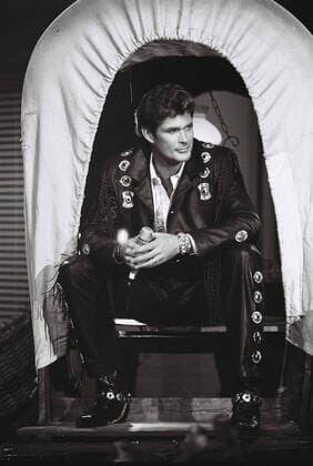 Der US-amerikanische Schauspieler und Sänger David Hasselhoff zu Gast in der Fernsehsendung Wetten, dass..? (Ausgabe 69) aus Saarbrücken., Saarbrücken Saarland Deutschland Copyright: ZIKxImages UnitedArchiveszikimages135975 EDITORIAL USE ONLY